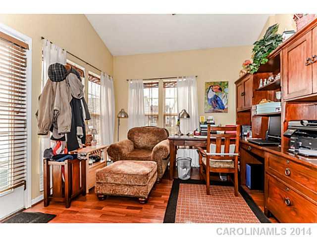 4870 Prosperity Ridge Road, Unit 4870 Charlotte, NC 28269 - Photo 9 of 13 Gallery Image 9