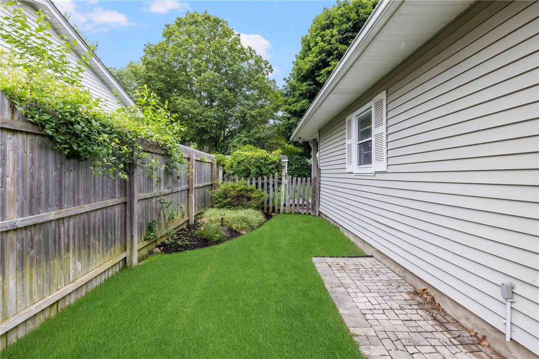 75 Winthrop Road Warwick, RI 02888 - Photo 42 of 42 Gallery Image 42