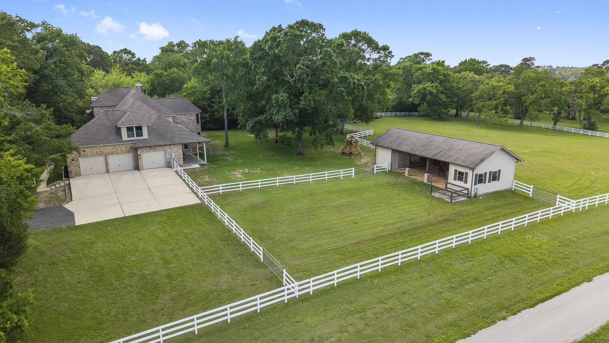 2242 Spring Branch Road Montgomery, TX 77316 - Photo 37 of 44 Gallery Image 37