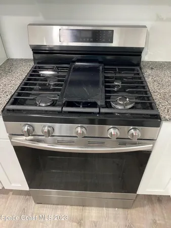 a close view of stove