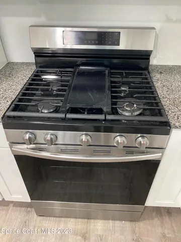 a close view of stove