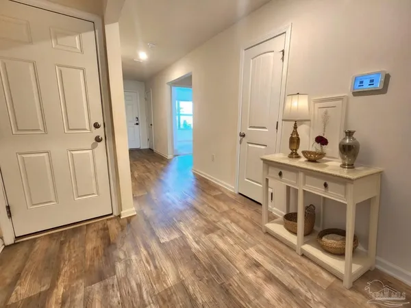 $1,975 | 7457 Steeplechase Boulevard, Pensacola, FL 32526