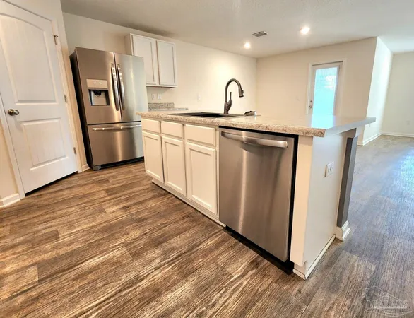 $1,975 | 7457 Steeplechase Boulevard, Pensacola, FL 32526