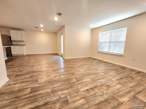 $1,975 | 7457 Steeplechase Boulevard, Pensacola, FL 32526