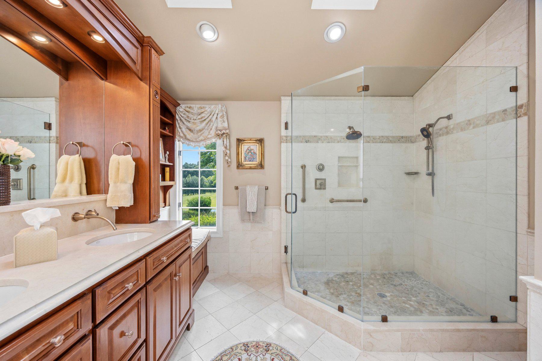3625 Stansbury Mill Road Phoenix, MD 21131 - Photo 16 of 64 Marble floors, Towel Warming drawer, Double sinks