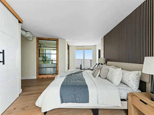 $985,000 | 2611 Bayshore Boulevard, Unit 903, Tampa, FL 33629