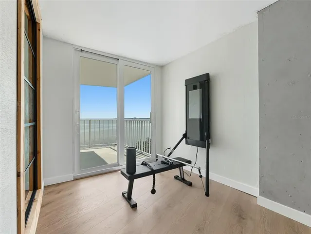 $985,000 | 2611 Bayshore Boulevard, Unit 903, Tampa, FL 33629