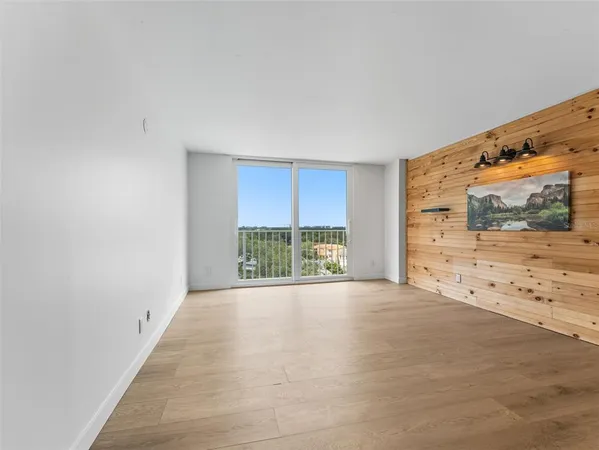$985,000 | 2611 Bayshore Boulevard, Unit 903, Tampa, FL 33629