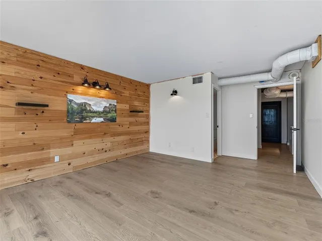 $985,000 | 2611 Bayshore Boulevard, Unit 903, Tampa, FL 33629