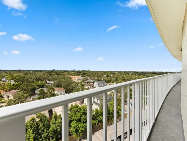 $985,000 | 2611 Bayshore Boulevard, Unit 903, Tampa, FL 33629
