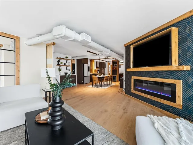 $985,000 | 2611 Bayshore Boulevard, Unit 903, Tampa, FL 33629