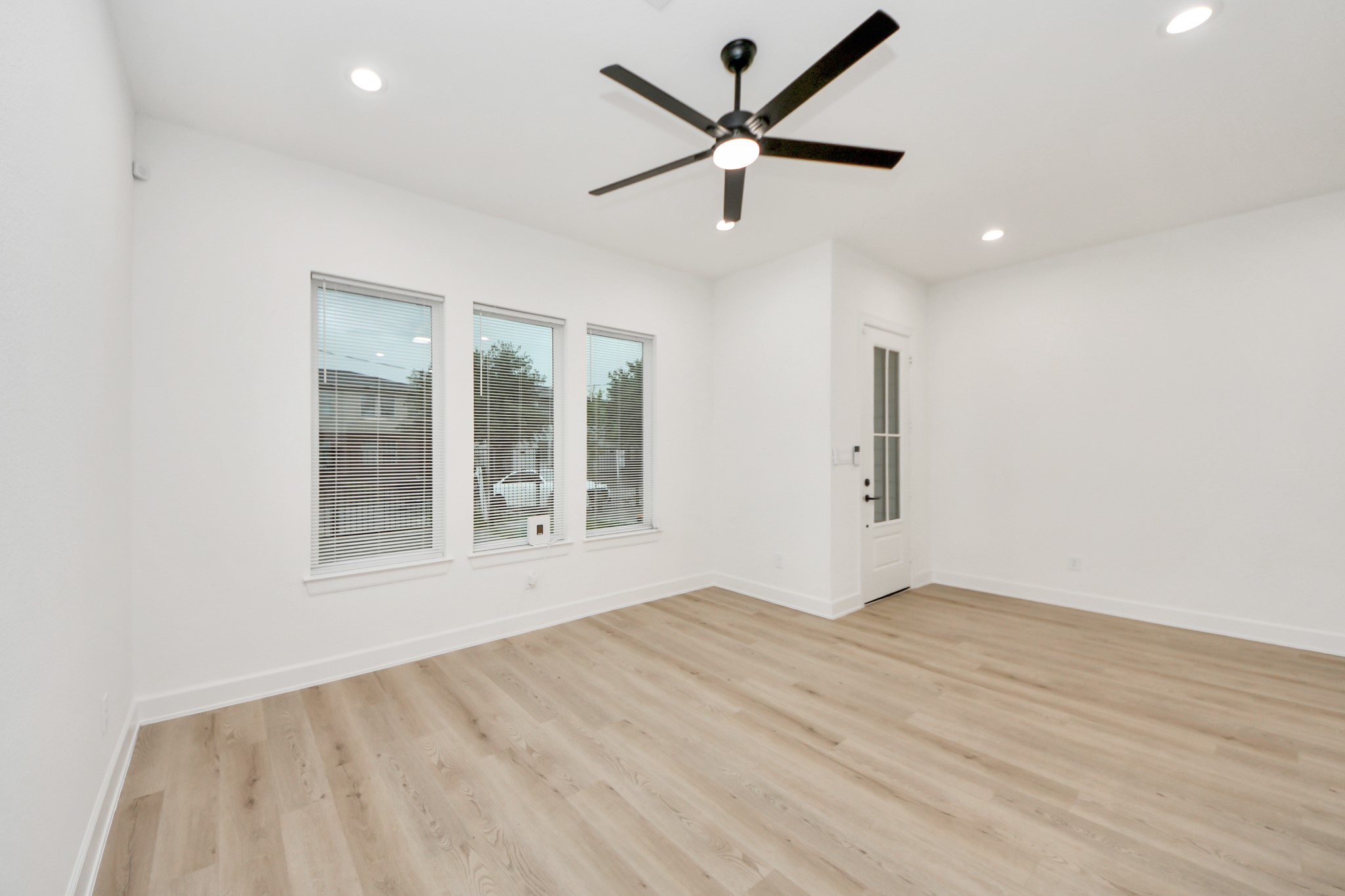 6930 Liverpool Street, Unit A Houston, TX 77021 - Photo 6 of 29