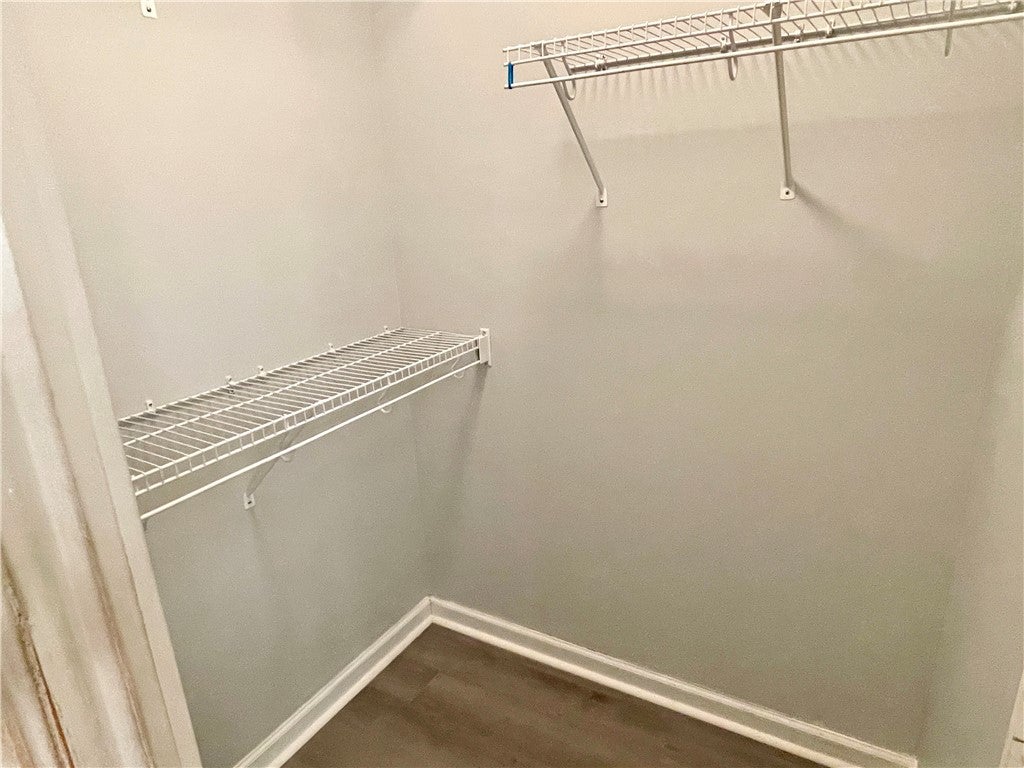 702 Rustic Street Opelika, AL 36801 - Photo 15 of 29 2 of 2 primary BR closets