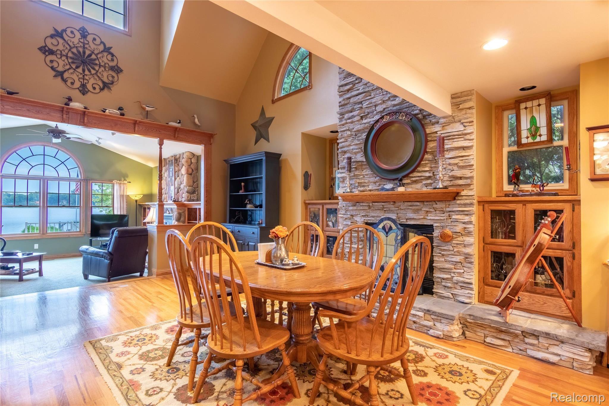 2653 Rubbins Road Howell, MI 48843 - Photo 18 of 59 22.Dining