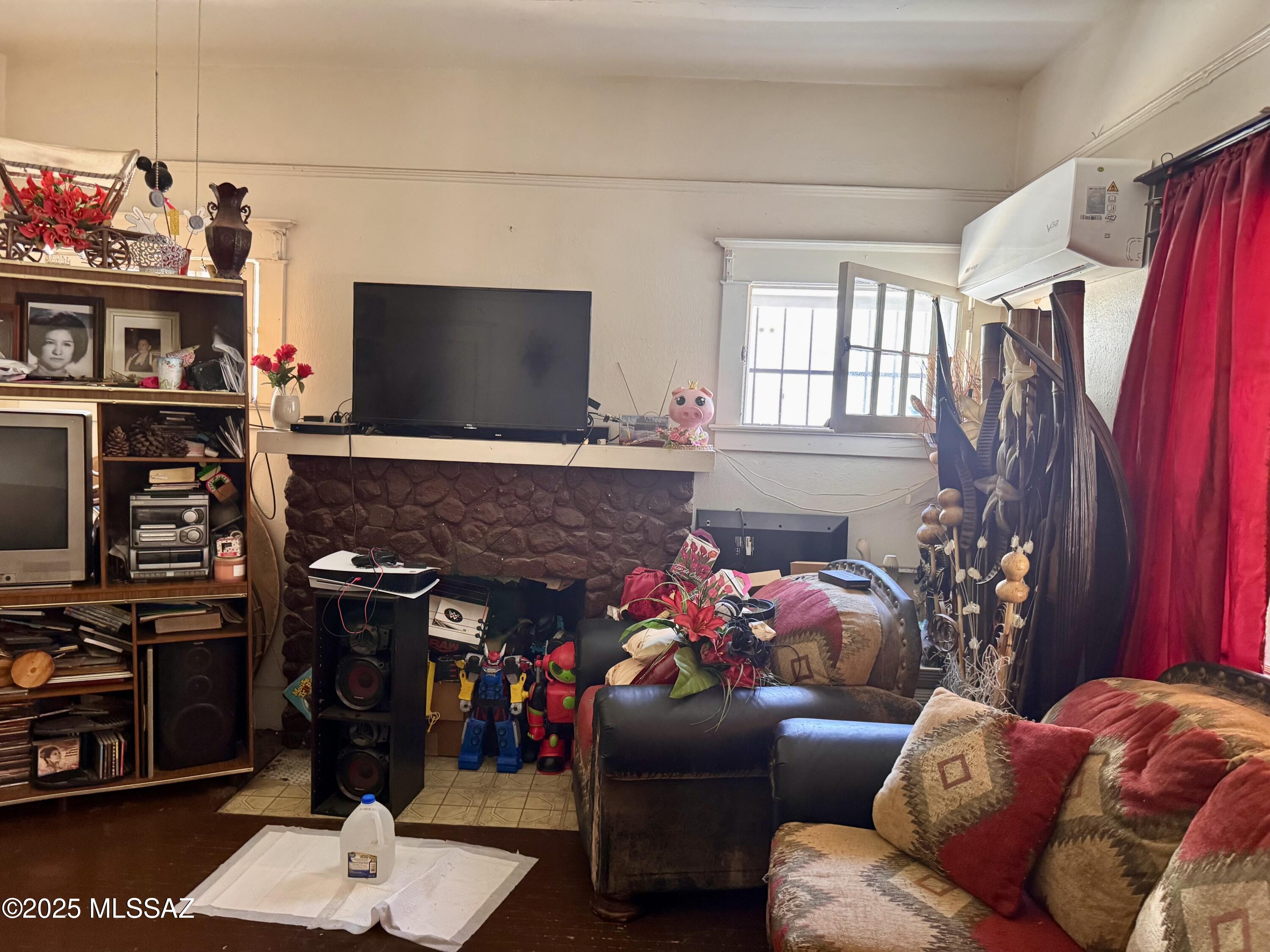 472 West Walnut Street Nogales, AZ 85621 - Photo 9 of 47