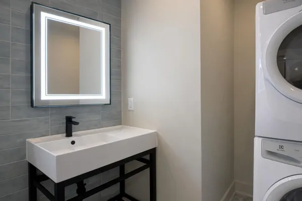 $3,500 | 828 Fleming Street, Key West, FL 33040