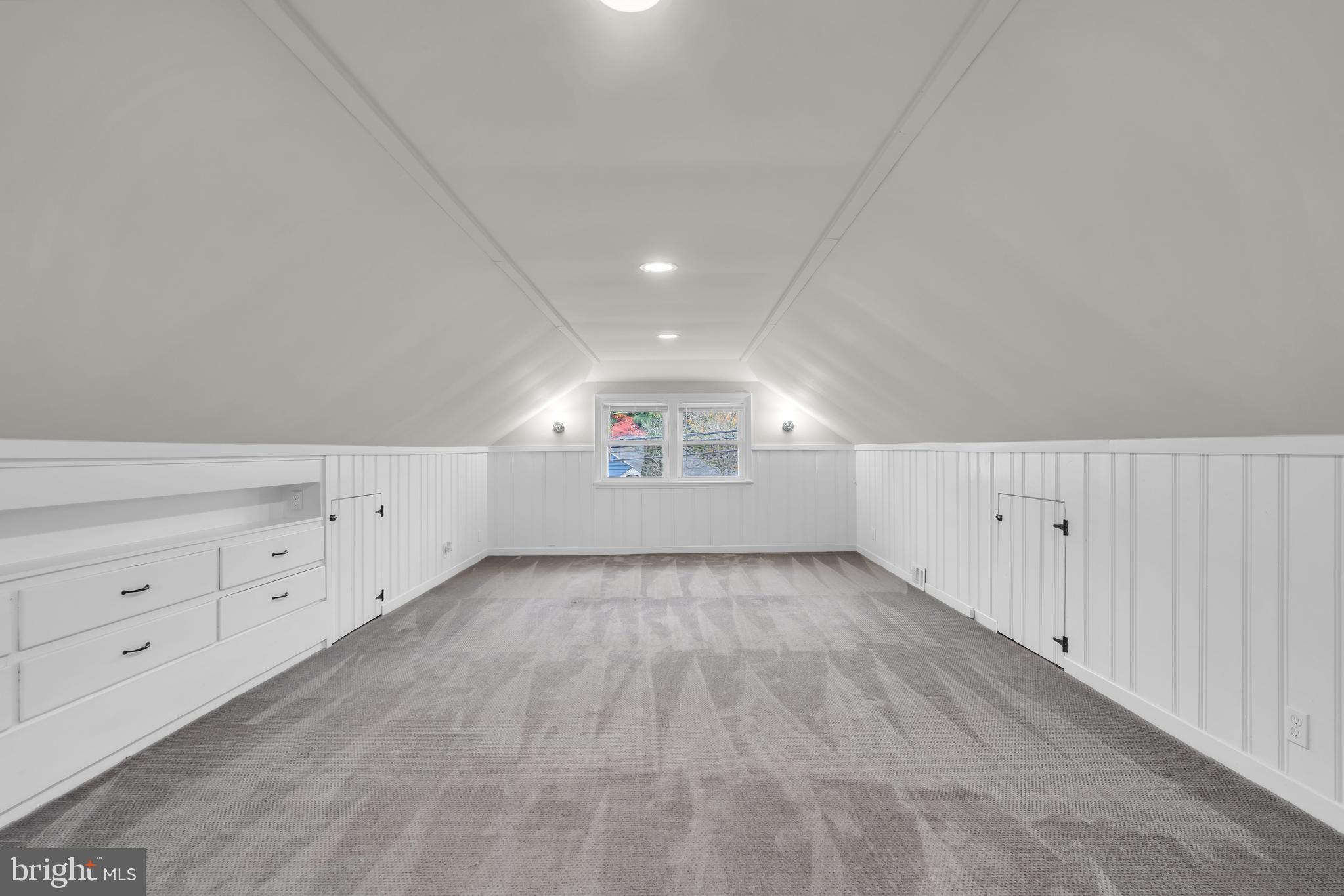 29 Saybrook Avenue Trenton, NJ 08619 - Photo 15 of 31 a view of an empty room