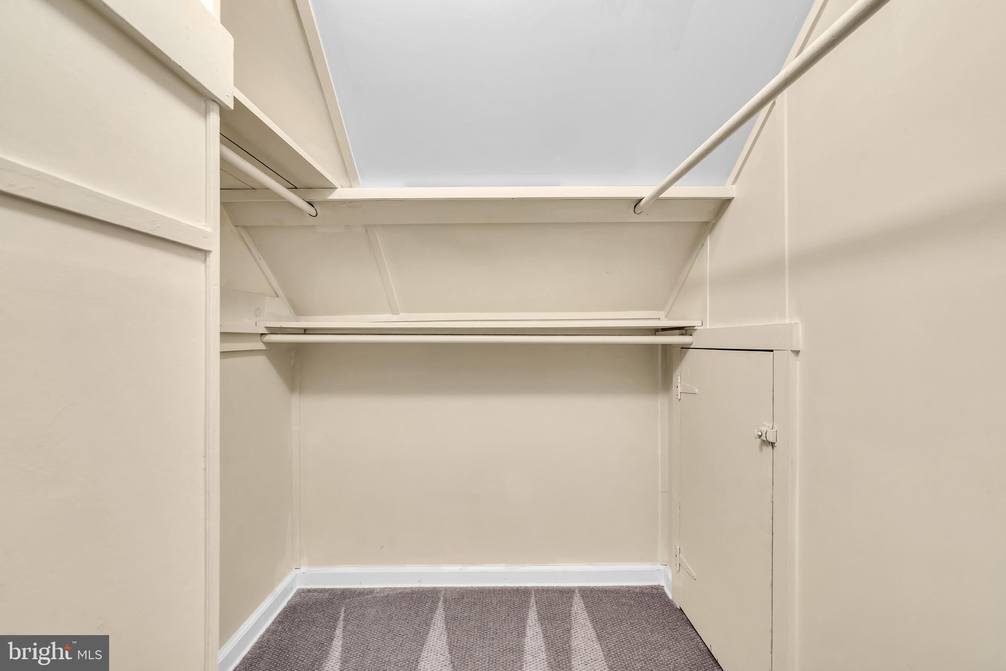 29 Saybrook Avenue Trenton, NJ 08619 - Photo 17 of 31 a view of walk in closet