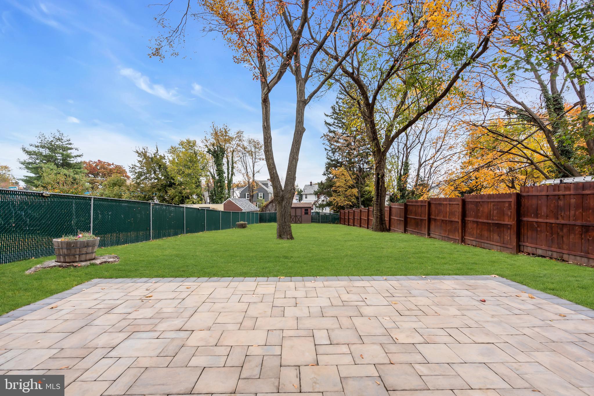 29 Saybrook Avenue Trenton, NJ 08619 - Photo 27 of 31 a front view of a house with garden