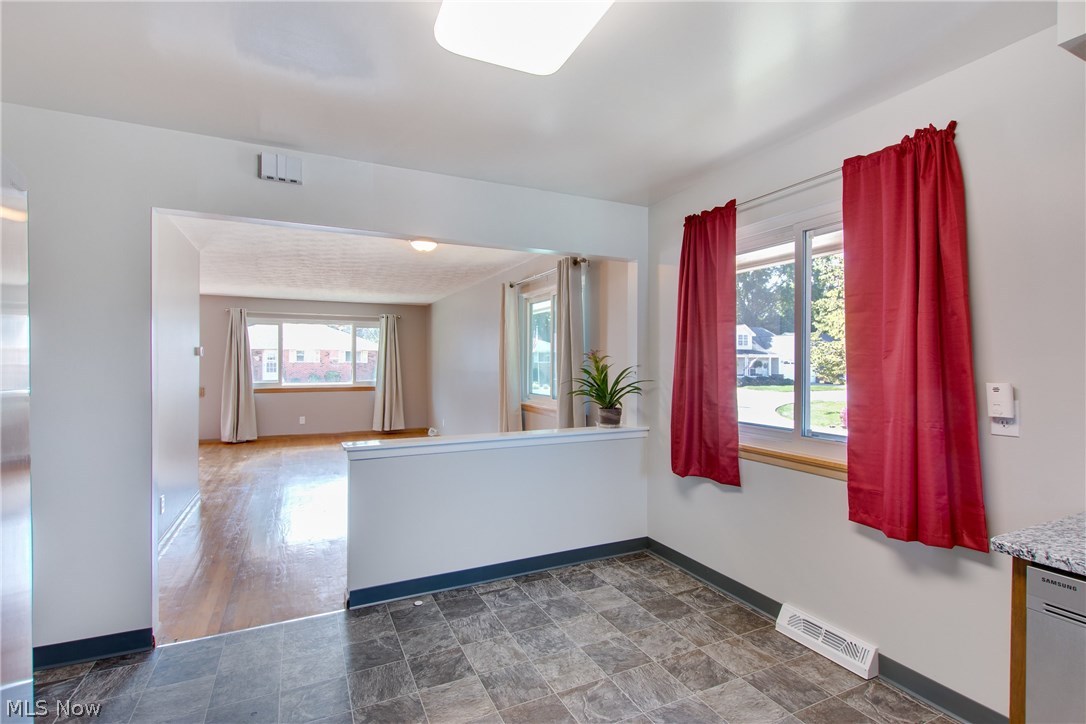 30835 Roosevelt Road Wickliffe, OH 44092 - Photo 8 of 22 Gallery Image 8