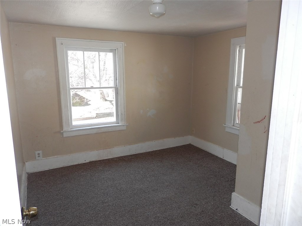 1019 Avon Street Akron, OH 44310 - Photo 7 of 14 Gallery Image 7