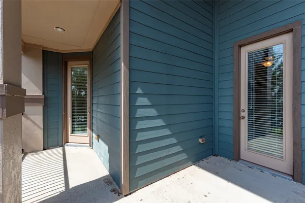 $359,000 | 417 Marina View Drive, Webster, TX 77598