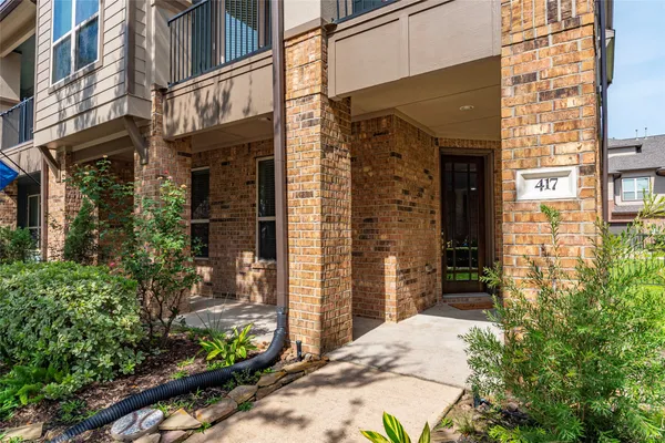 $359,000 | 417 Marina View Drive, Webster, TX 77598