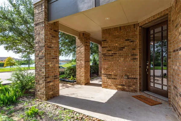 $359,000 | 417 Marina View Drive, Webster, TX 77598