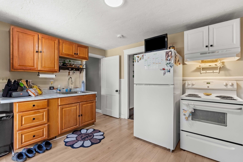 3 Stidsen Way Worcester, MA 01604 - Photo 11 of 34 Gallery Image 11