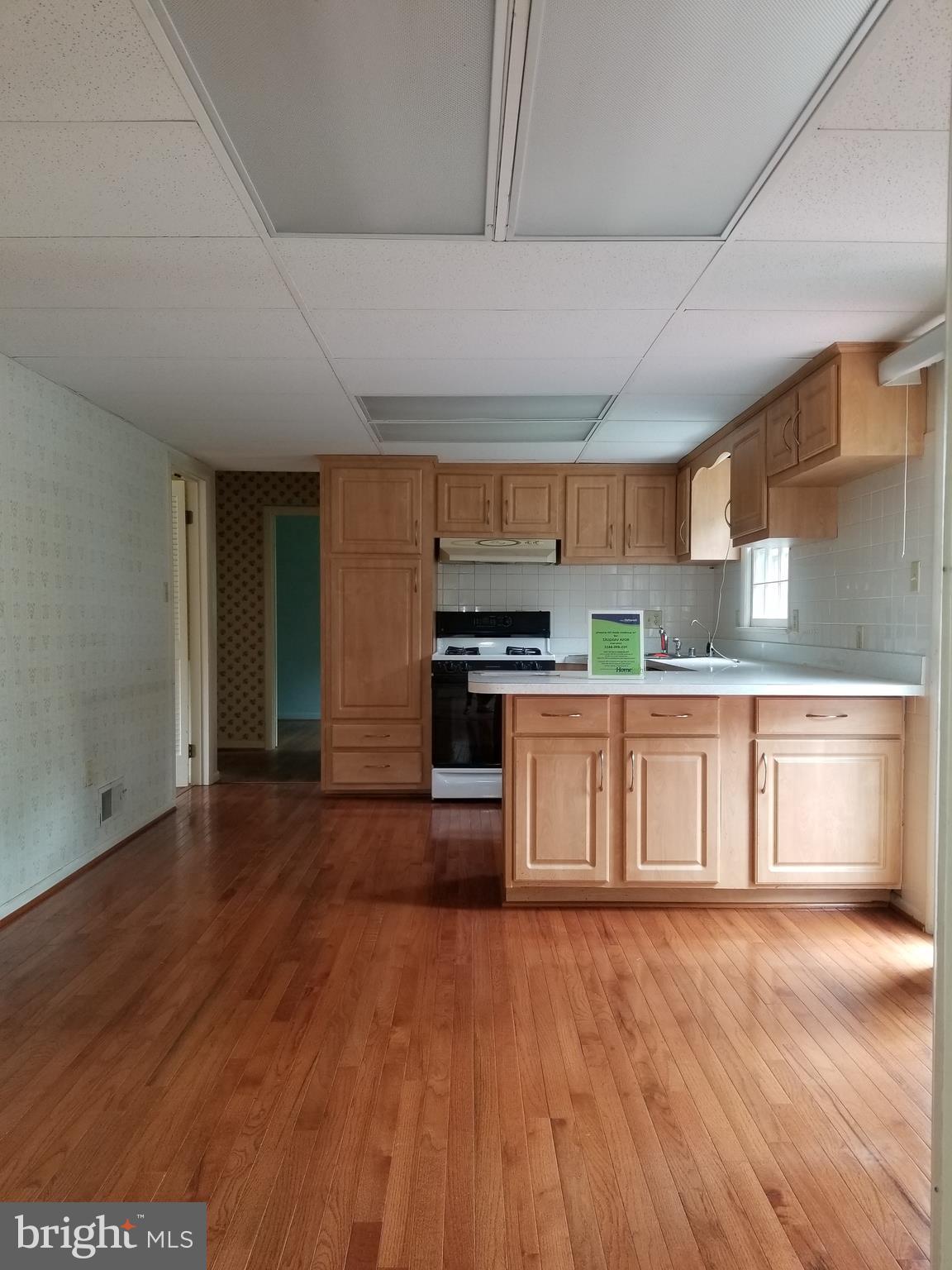 5505 Ashfield Road Alexandria, VA 22315 - Photo 5 of 15 Gallery Image 5