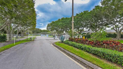 $499,000 | 1817 Stonehaven Drive, Boynton Beach, FL 33436
