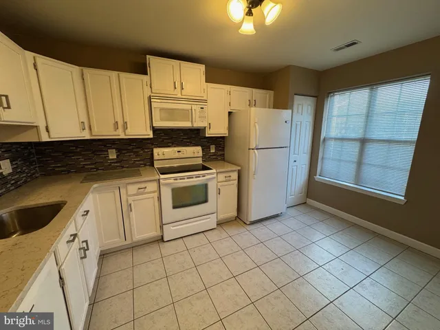 $2,095 | 21 Beaver Run Drive, Quakertown, PA 18951