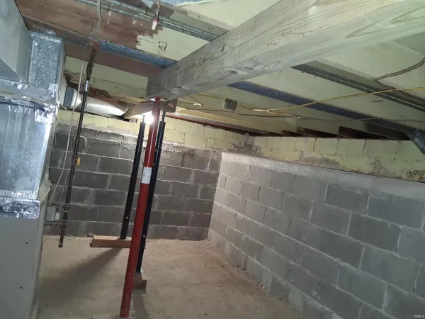 $140,000 | 717 North Park Avenue, Warsaw, IN 46580