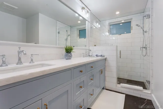 a view of a workspace with furniture