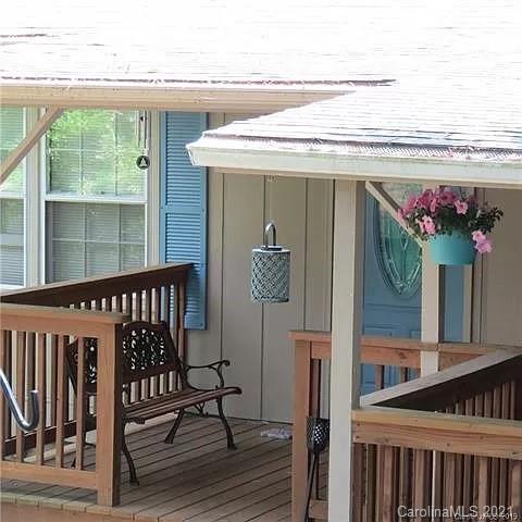 399 James Street Clyde, NC 28721 - Photo 2 of 27