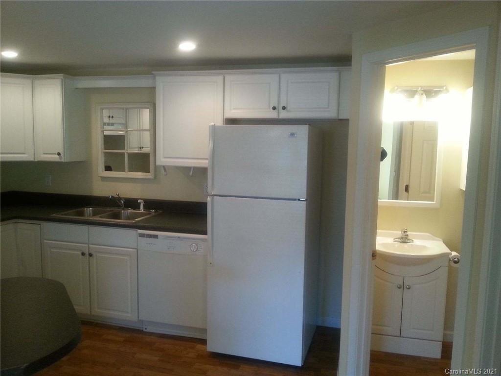 399 James Street Clyde, NC 28721 - Photo 22 of 27