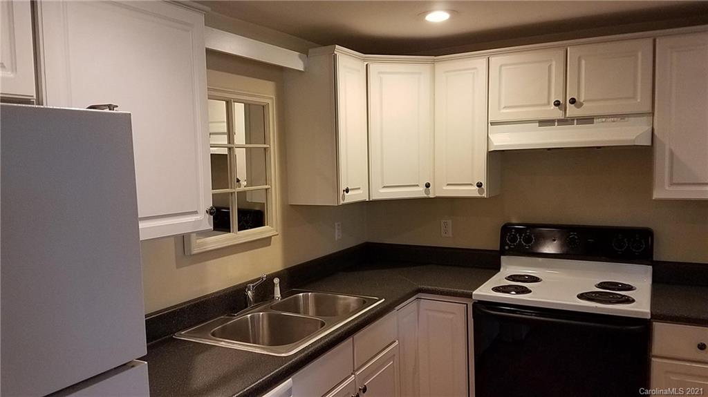 399 James Street Clyde, NC 28721 - Photo 23 of 27