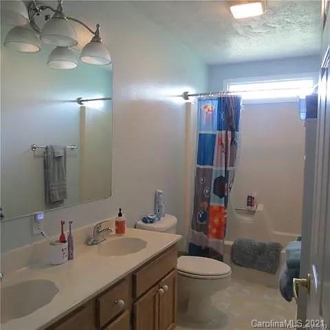 399 James Street Clyde, NC 28721 - Photo 9 of 27