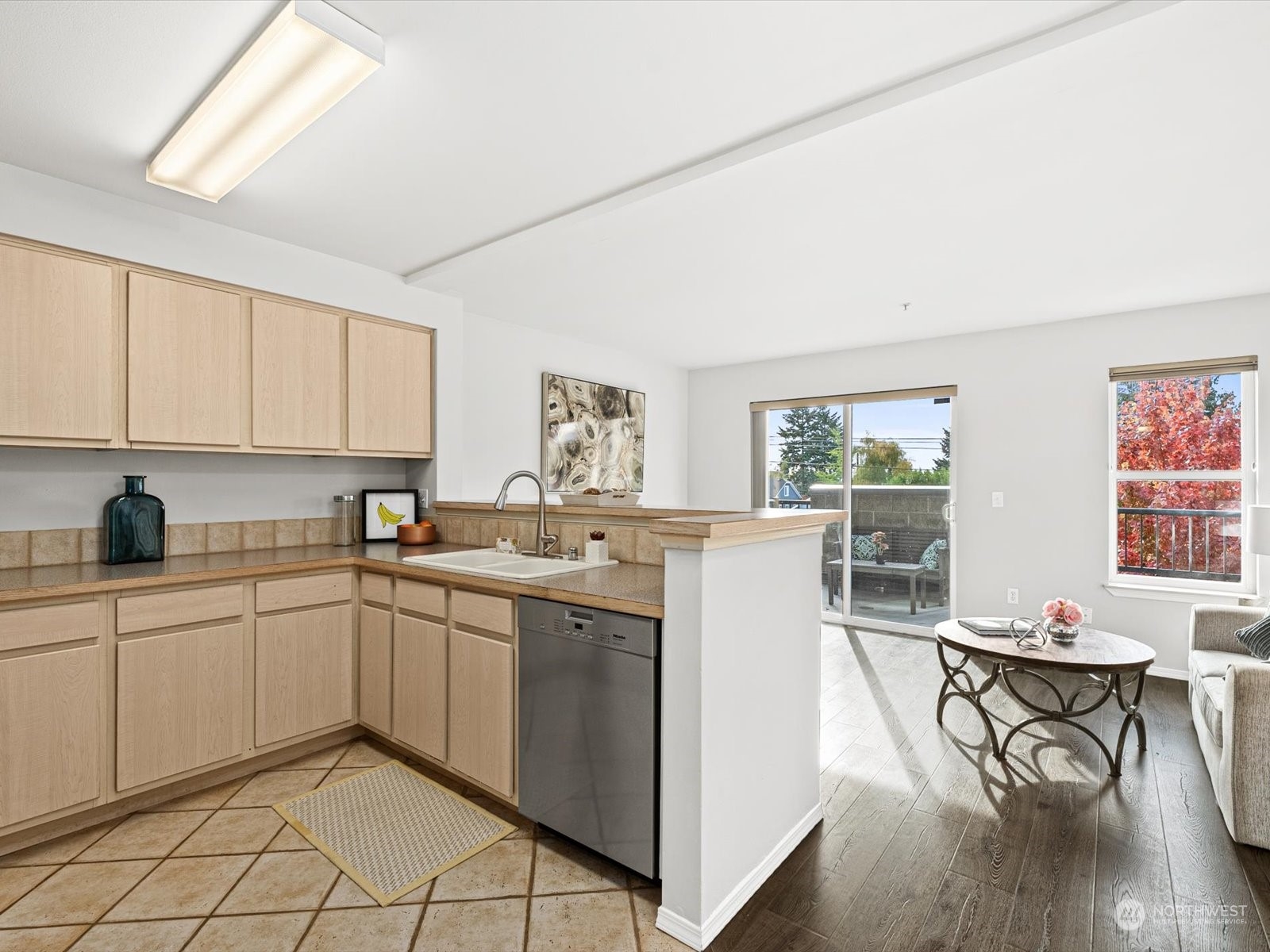 600 North 85th Street, Unit 209 Seattle, WA 98103 - Photo 9 of 26 Gallery Image 9