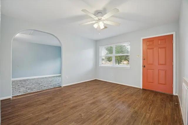 $285,000 | 6103 West 43rd Street, Houston, TX 77092