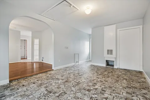 $285,000 | 6103 West 43rd Street, Houston, TX 77092