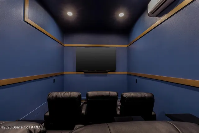 a view of building with yard