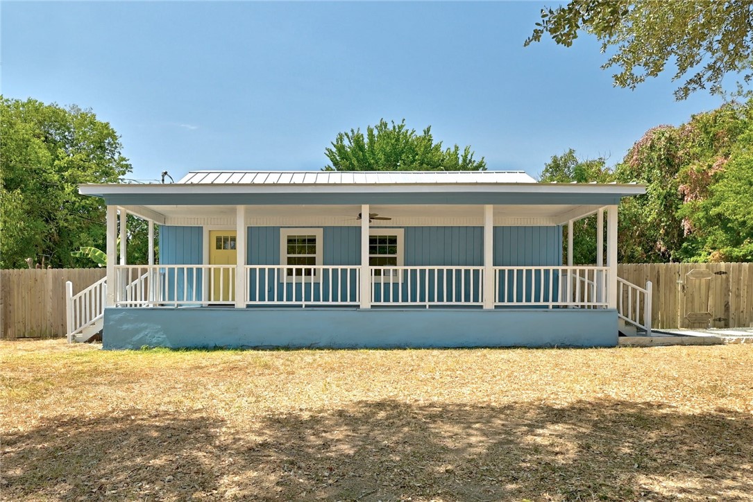 606 Arthur Street Elgin, TX 78621 - Photo 1 of 1