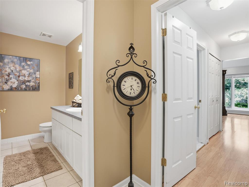52088 Southview Ridge Macomb, MI 48042 - Photo 35 of 49