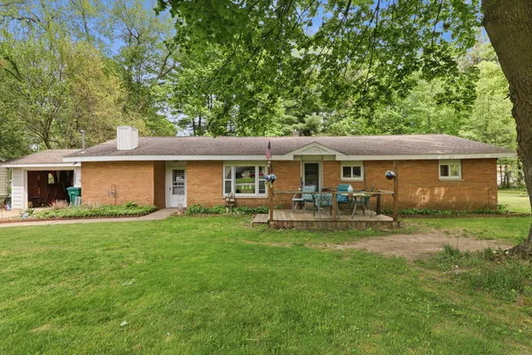 $245,000 | 2205 South Broadway Street, Hastings, MI 49058