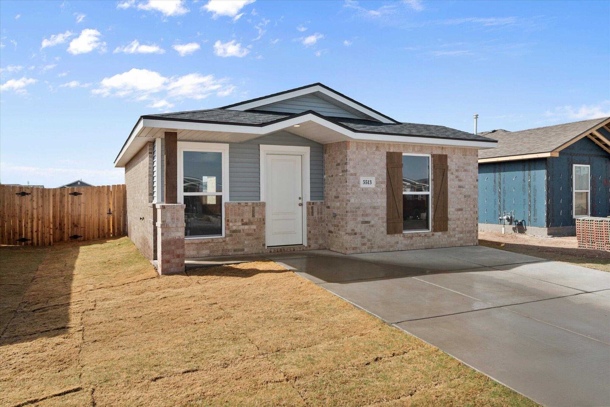 5513 Smith Street Lubbock, TX 79416 - Photo 2 of 19 01-5513 Smith9672