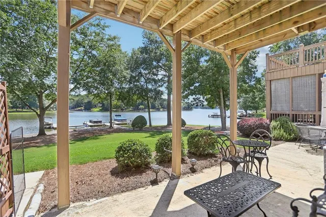 $695,000 | 1113 Wharfside Court, Greensboro, GA 30642