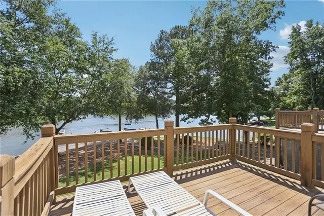 $695,000 | 1113 Wharfside Court, Greensboro, GA 30642