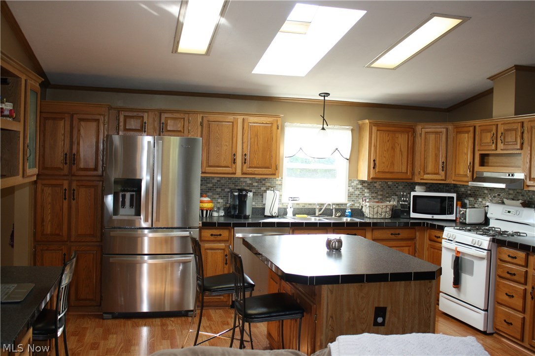 2503 Cleveland Road East Huron, OH 44839 - Photo 6 of 24 Gallery Image 6