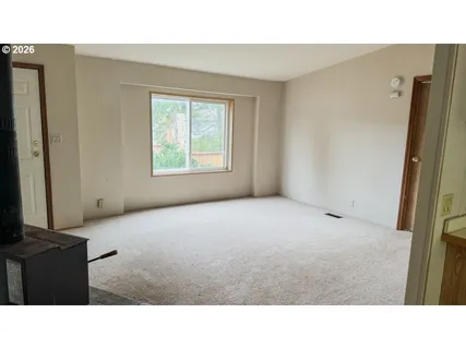 $160,000 | 1040 Northeast 12th Avenue, Rockaway Beach, OR 97136